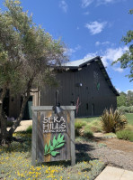 Séka Hills Olive Mill And Winery outside