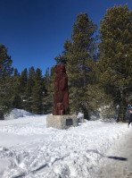 Bear Valley Lodge outside