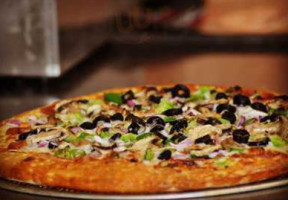 Pizza Bravo Plus food