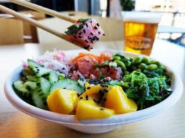 Twin Fin Poke food