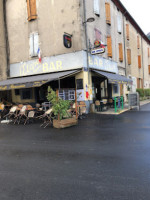 Café L'etape outside