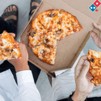 Domino's Pizza food