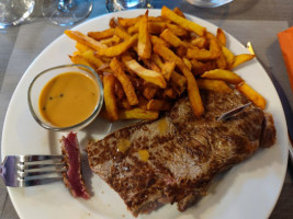 Les Tables De Muret food