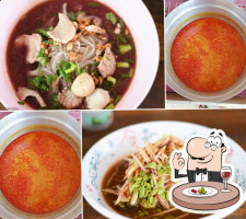 ร้านแม่สุภีก๋วยเตี๋ยว​ หมี่กะทิ​ ส้มตำ food