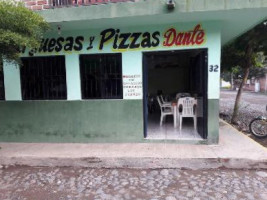 Hamburguesas Y Pizzas Dante outside