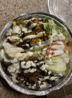 Chic-n-gyro food