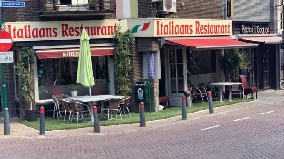 restaurant image