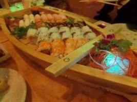 Sushi Tokoro food