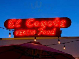 El Coyote Mexican outside