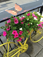 Wharfedale Deli outside