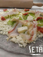 Pizzeria Seta food