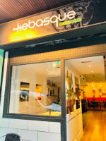 Kebasque Bilbao Cocina Vasco MediterrÁnea outside