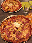 Pizzeria La Pimprenelle food