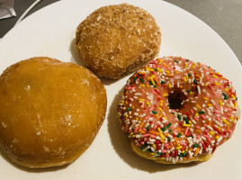 Bosa Donuts food