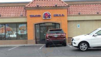 Taco Bell outside