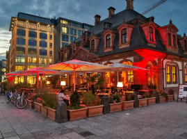 Café Hauptwache outside