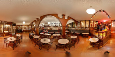 Cafe Latino inside