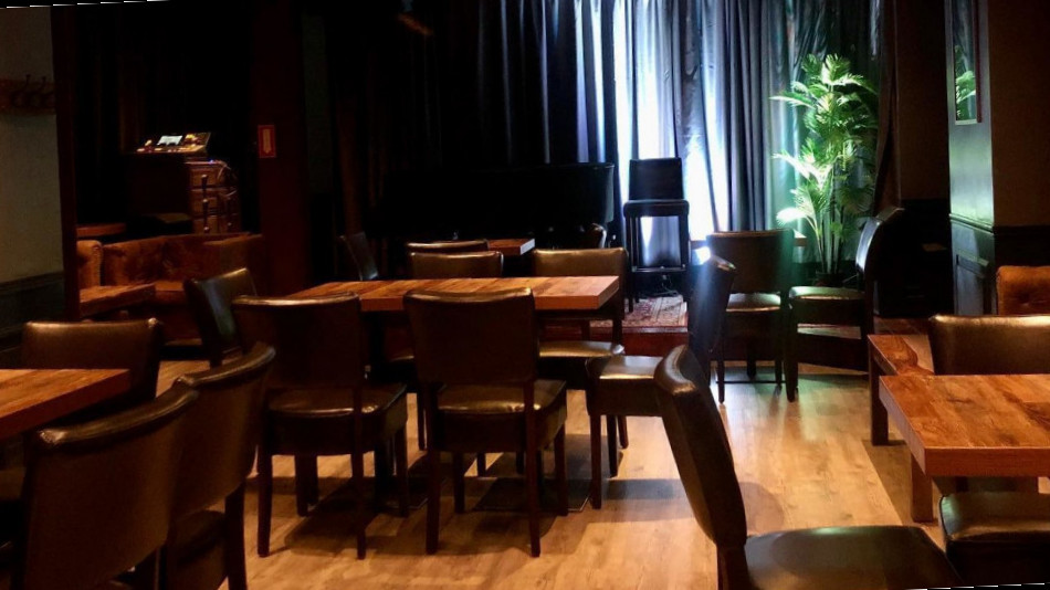 restaurant image
