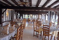 L' Auberge Du Moulin food