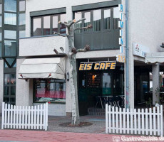 Eis Cafe Rimini outside