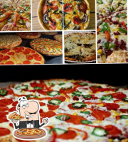 Mayos' Pizzas food