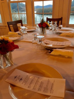 The Historic Requa Inn food