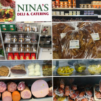 Nina's Deli food