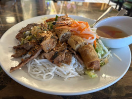 Phở Linh Vietnamese Grill food