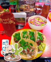 Taquería Quetzal food