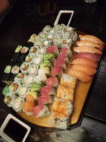 Sushi Para 88 food