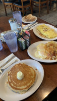 George's Senate Coney Island food