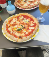 Prova Pizzeria food