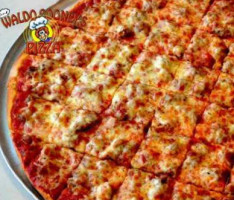 Waldo Cooney's Pizza food