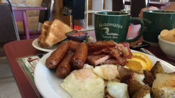 Algonquin Lunch Bar food