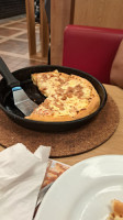 Pizza Hut Colombo food