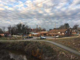 Swamp Rabbit Cafe outside