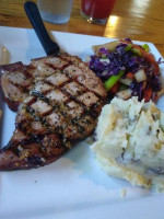 Lakeside Grill Tavern Round Lake food