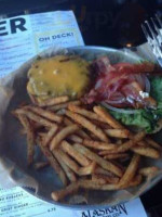 Hopcat food