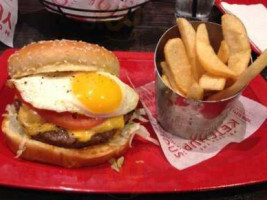 Red Robin Gourmet Burgers And Brews food