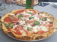 Carpe Diem Pizzeria food