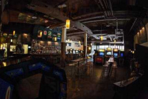 Barcade inside