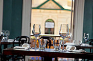 The National Hotel Fremantle food