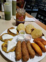 Doña Arepa food