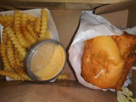 Shake Shack Oak Brook food