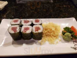 Ari Sushi food