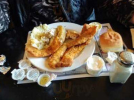 Big Eyed Fish Bar & Grill food