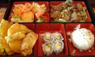 Kinja Sushi Japanese Cusine food