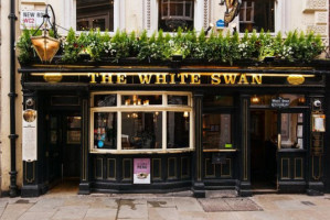 The White Swan outside