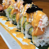 Sushi Avenue food