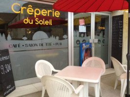 Creperie du Soleil inside